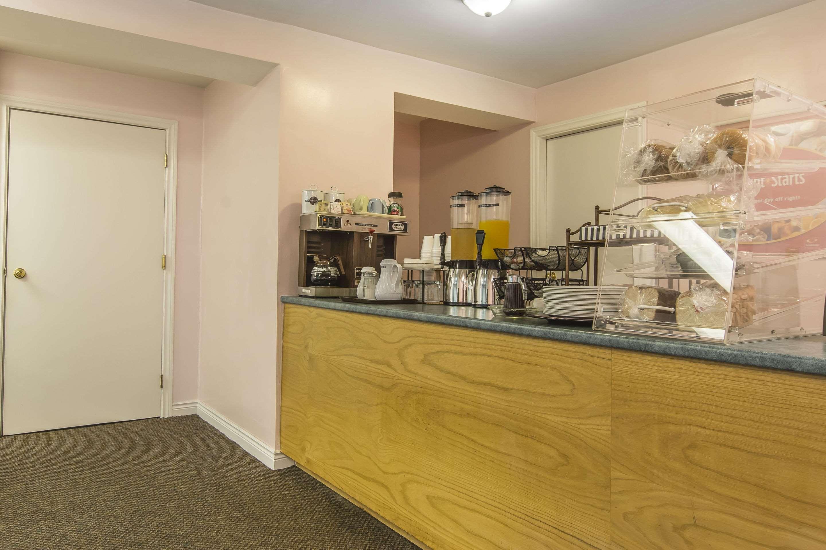 Econo Lodge Inn & Suites Saint John Kültér fotó