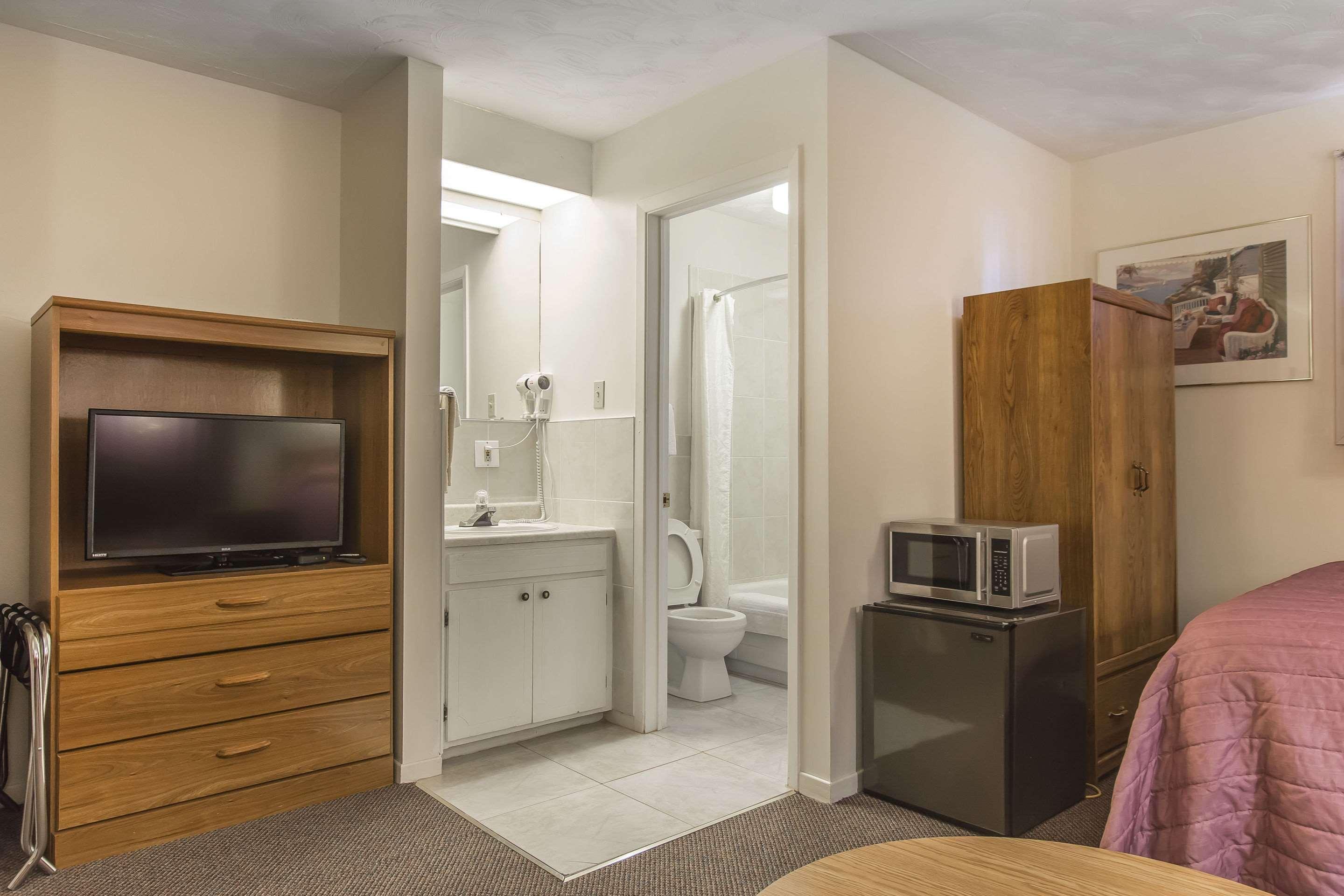 Econo Lodge Inn & Suites Saint John Kültér fotó