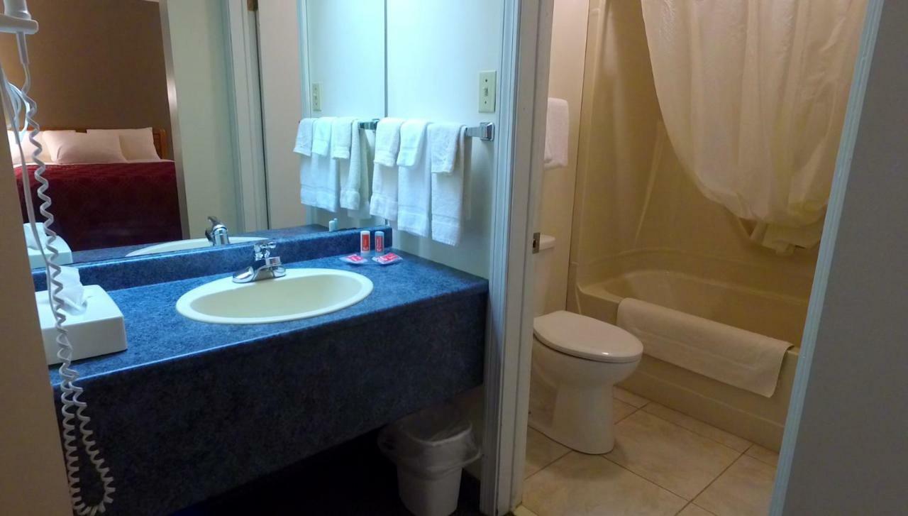 Econo Lodge Inn & Suites Saint John Kültér fotó