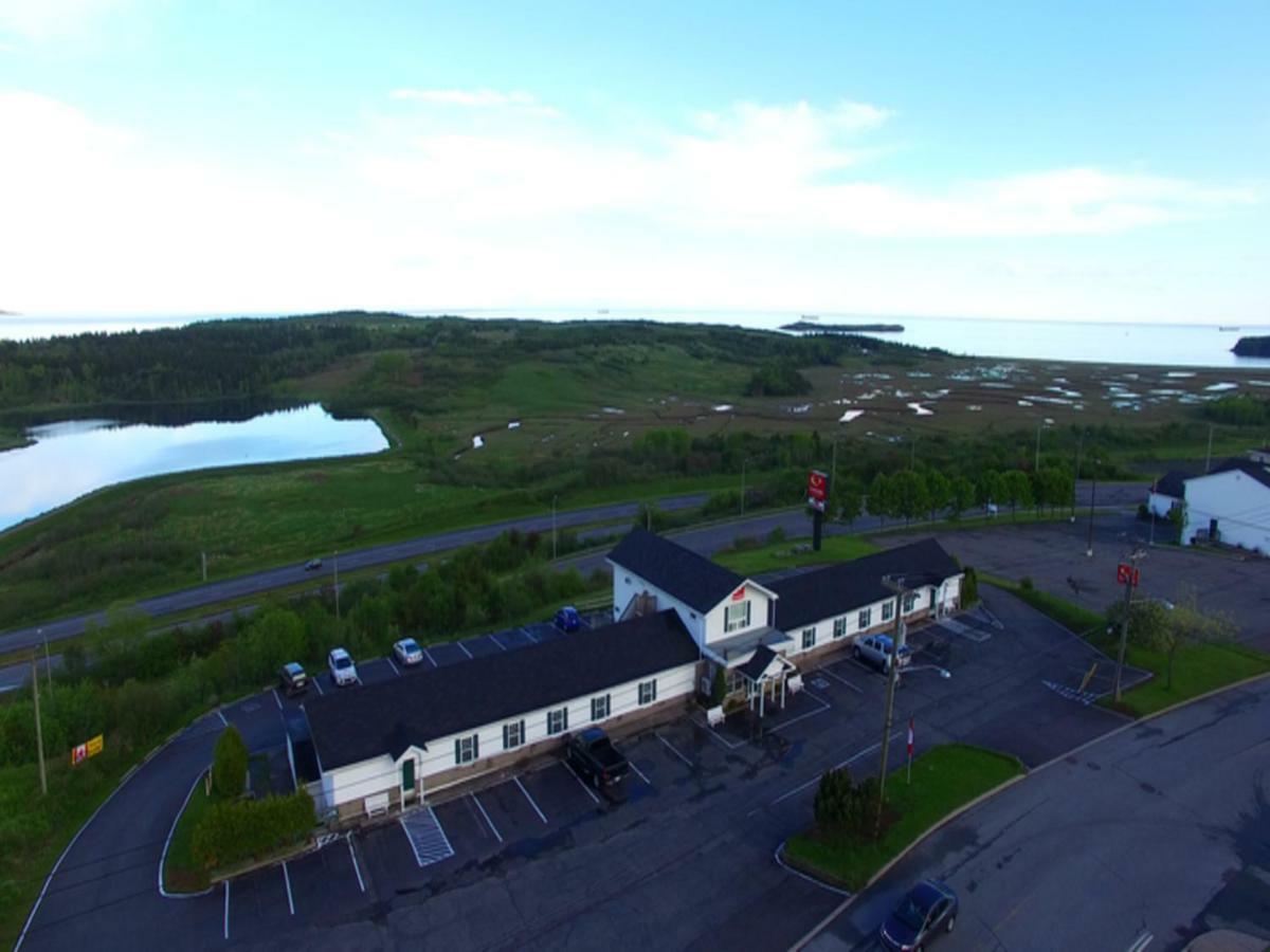 Econo Lodge Inn & Suites Saint John Kültér fotó