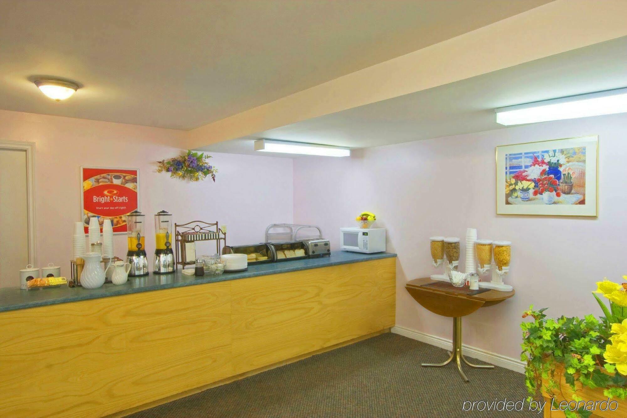 Econo Lodge Inn & Suites Saint John Kültér fotó